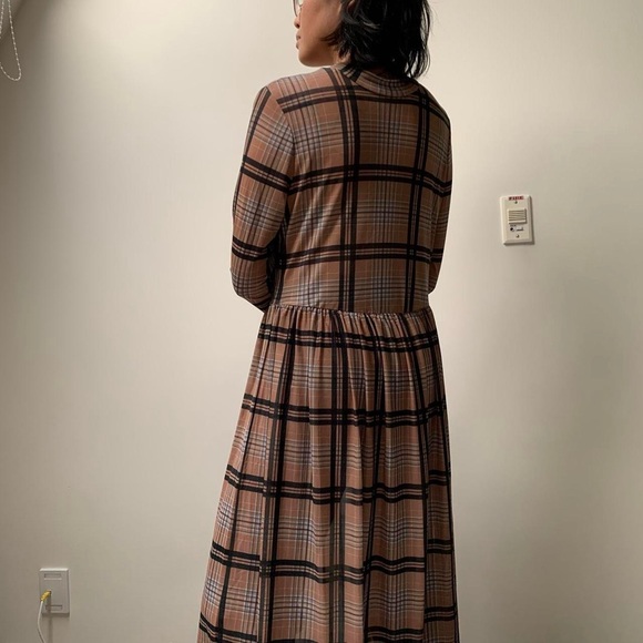 Teddy Plaid Mesh Longsleeve Maxi Dress - Picture 5 of 7